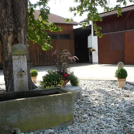 Apartment Gaestehaus Wildgehege *